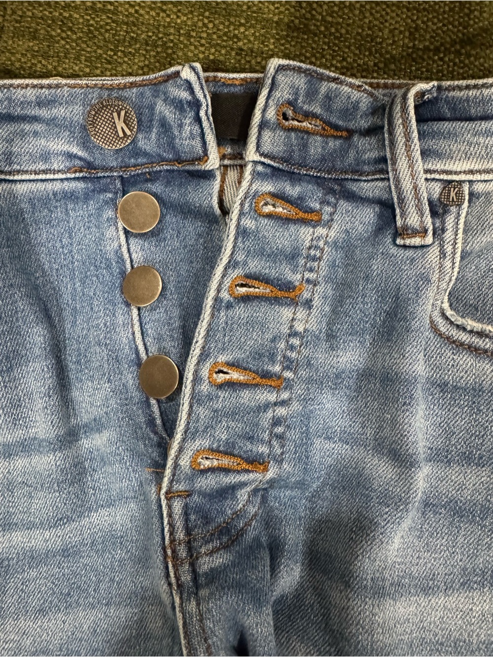 KUT From The Kloth Women’s Rachael Fab Ab Mom Jeans Button Fly High Rise Size 0 - Picture 3 of 7
